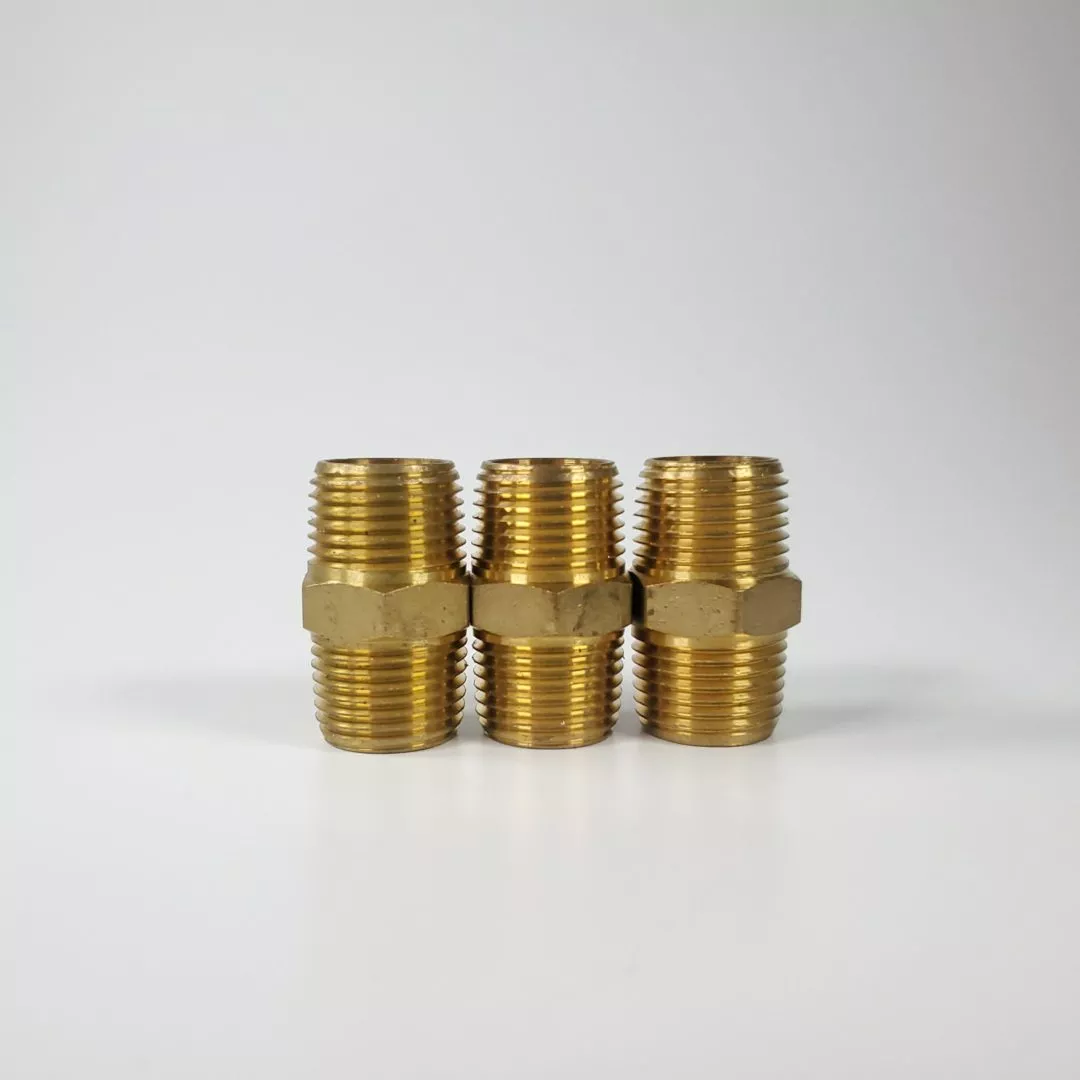 1-2-inch-hex-male-npt-brass-threaded-pipe-nipple-lot-3 1/2 Inch Hex Male NPT Brass Threaded Pipe Nipple - LOT OF 3
