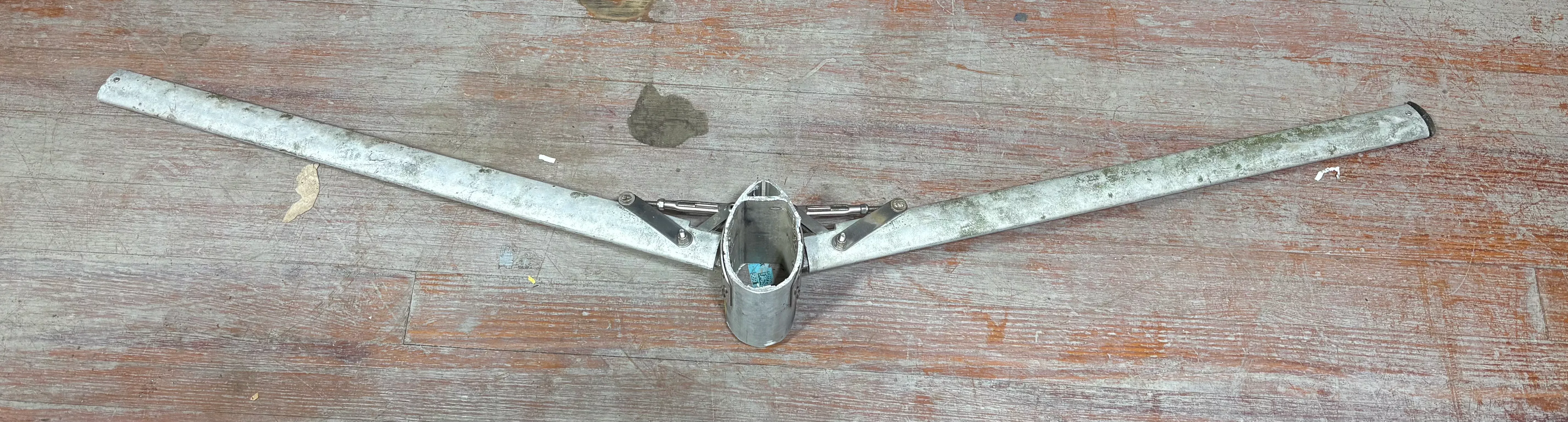 Aluminum Spreaders off J24