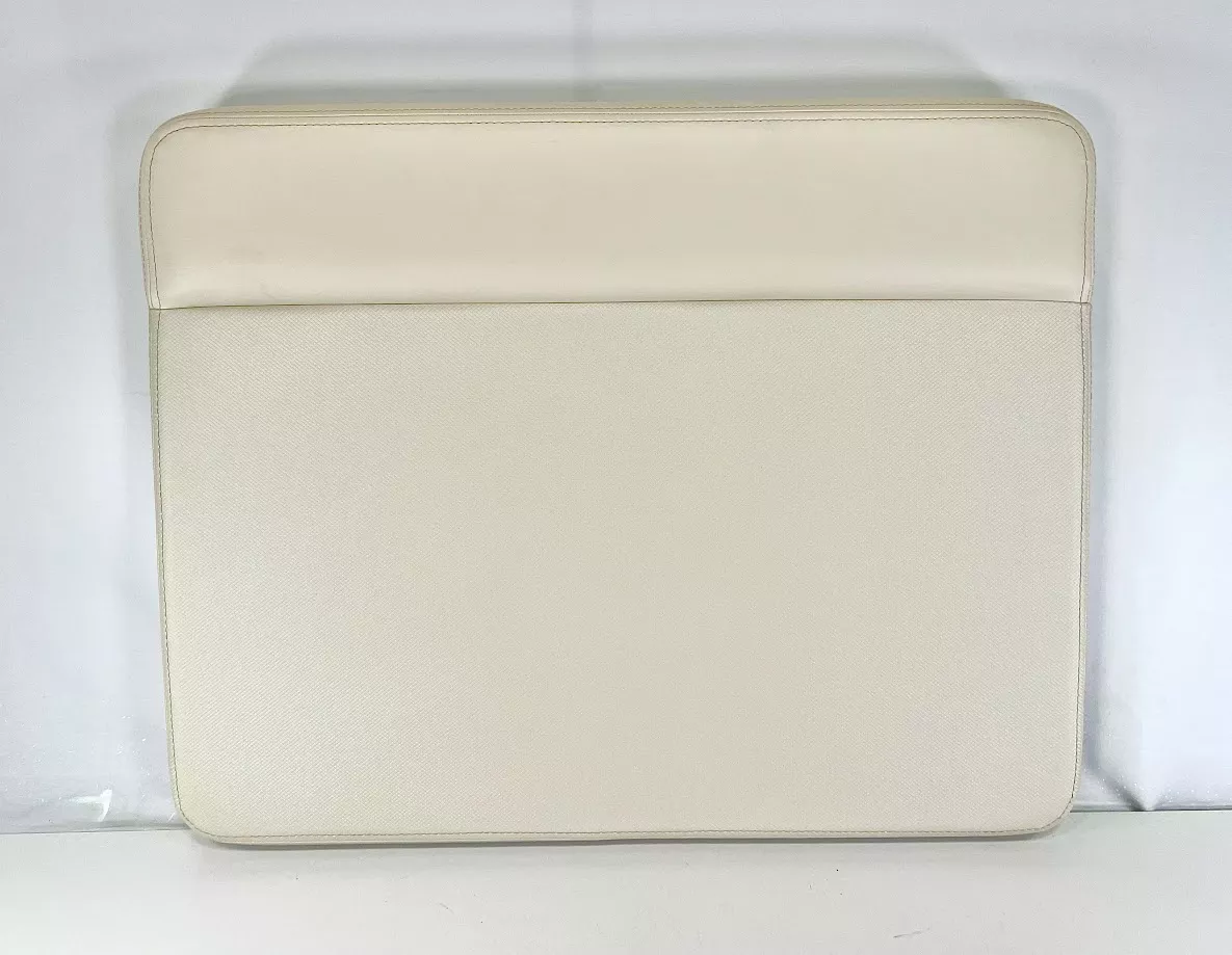 boston-whaler-325-conquest-seat-base-with-mounts-24in-x-19in-port-side Boston Whaler 325 Conquest, Seat Base, With Mounts, 24in x 19in, Port Side