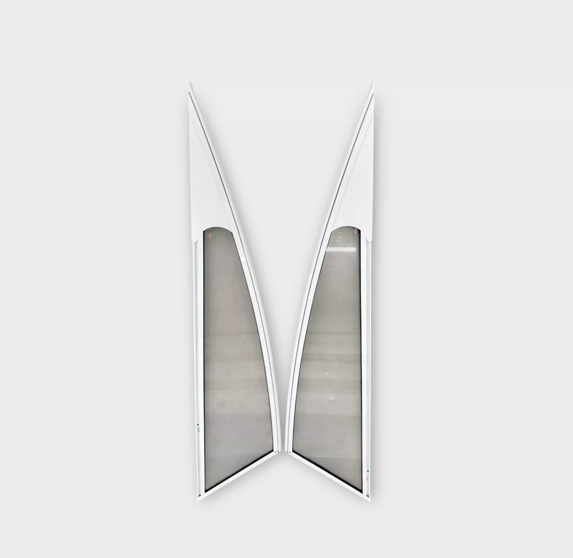 Taylor Made Pro Line 32 Express Boat Side Windshield Port & Starboard