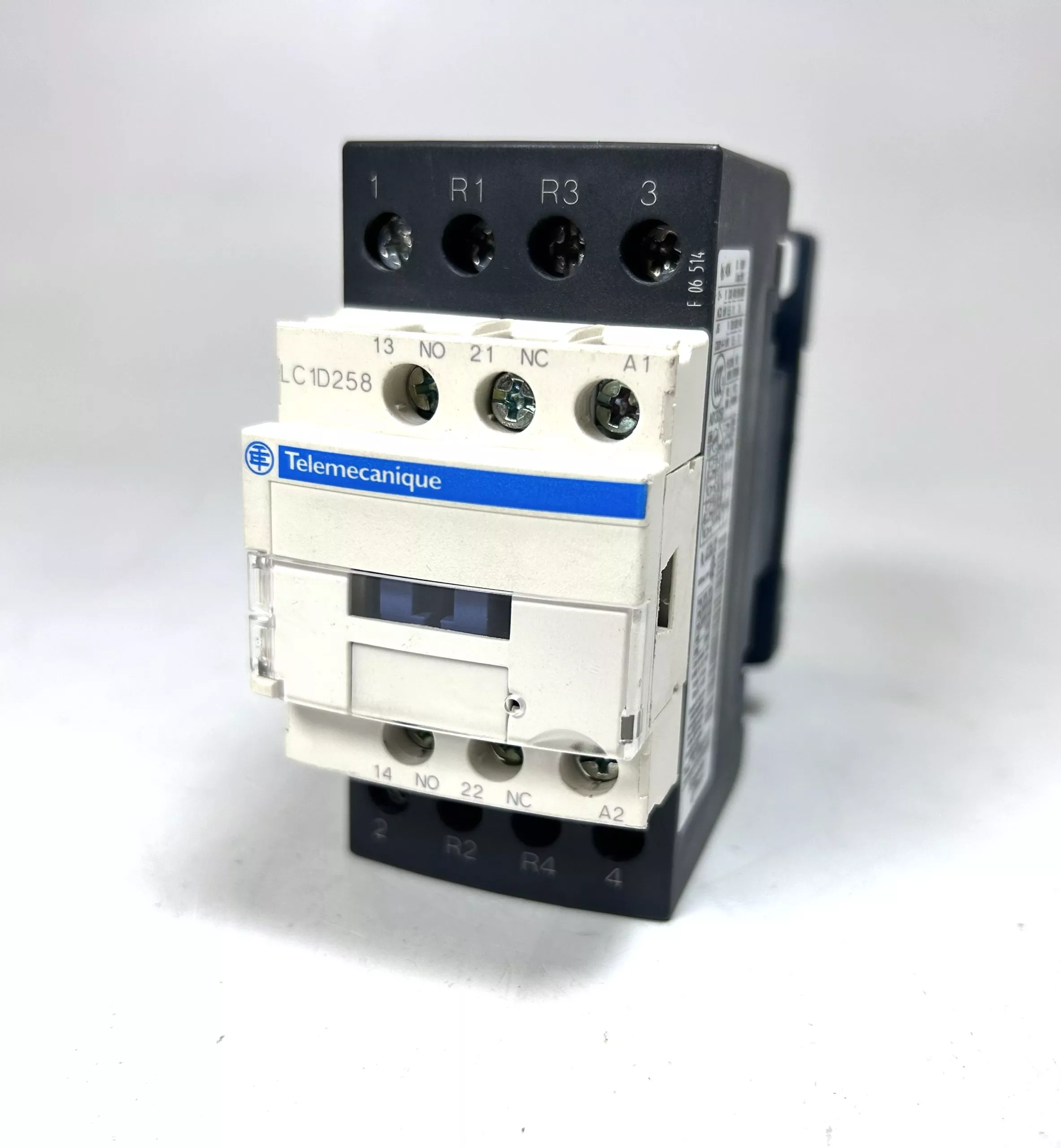 Telemecanique LC1D258, 40Amp 230V 4 Pole Circuit Breaker