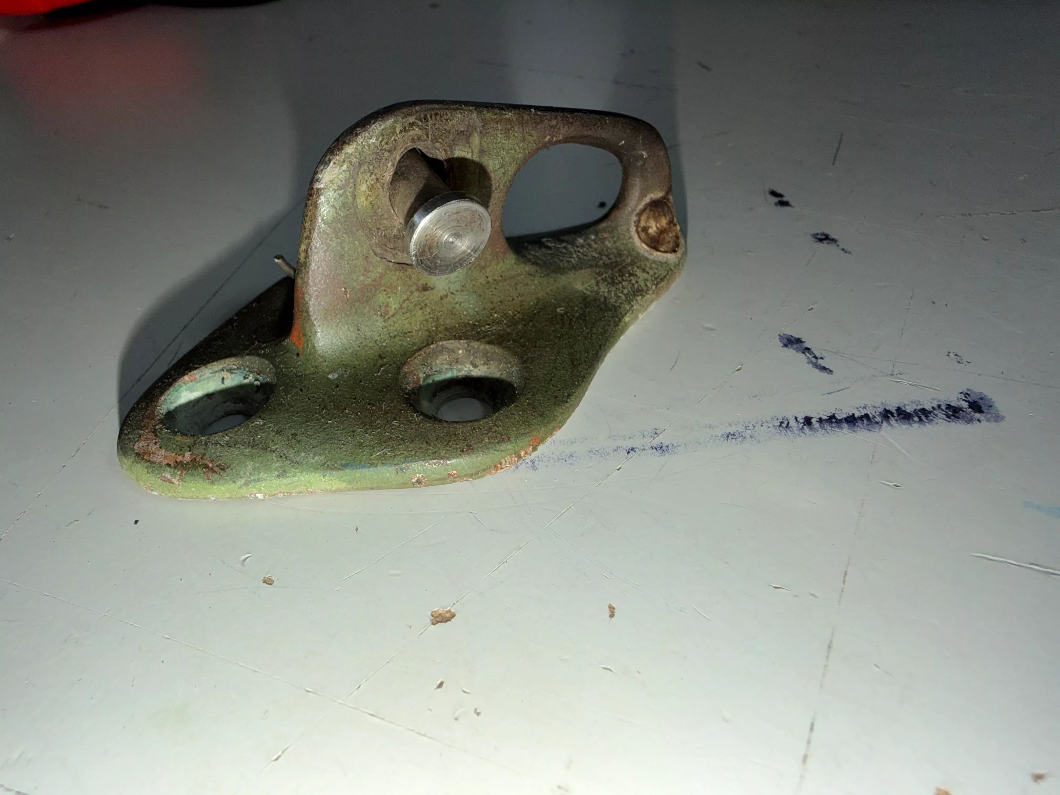 vintage-bronze-bow-fitting Vintage Bronze Bow Fitting