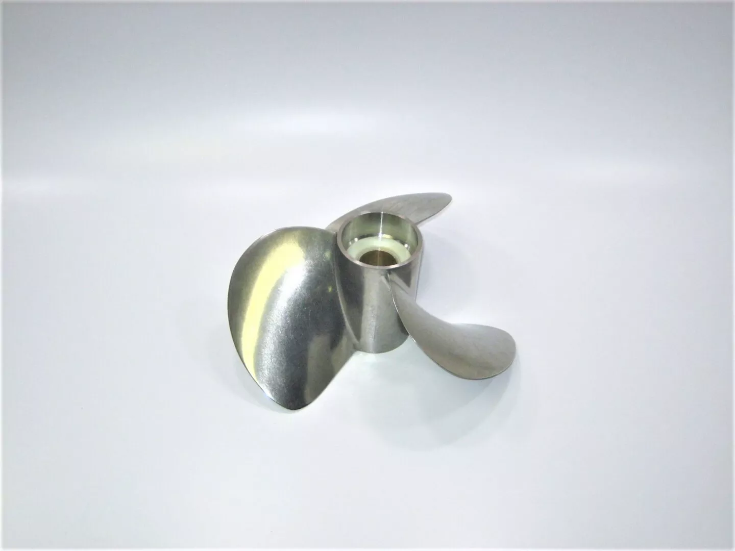 volvo-penta-3857463-marine-boat-engine-motor-oem-c6-front-duo-prop-lh-propeller Volvo Penta 3857463 Marine Boat Engine Motor OEM C6 Front Duo Prop LH Propeller